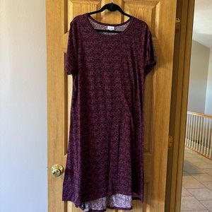 LuLaRoe Carly 2XL Burgundy with Black Print
